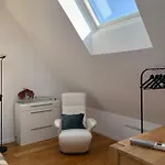Apartment Dachwohnung Naehe Clemenshospital