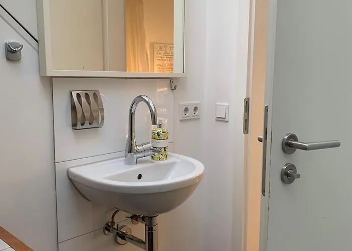 Dachwohnung Naehe Clemenshospital Apartment